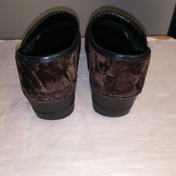 Dansko Clog Shoes Fall Fashion - Picture 4 of 7